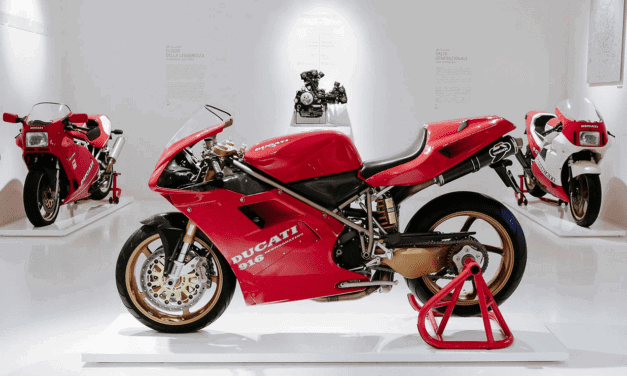 Calling All Ducati 916 Owners