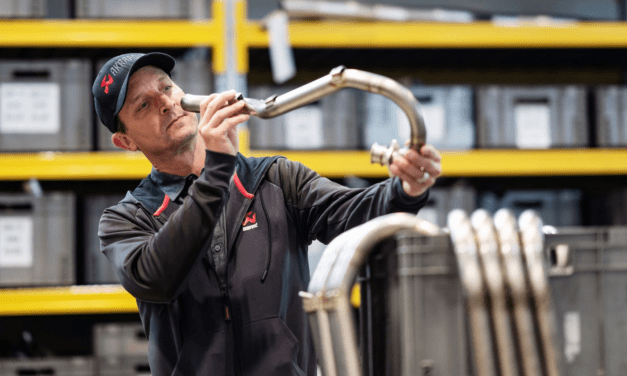 Akrapovič Brand Ambassador Colin Edwards