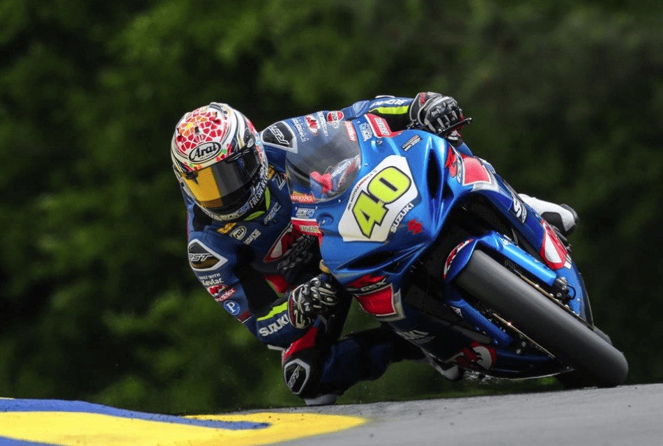 DOUBLE WIN FOR SUZUKI AT MOTOAMERICA SBK