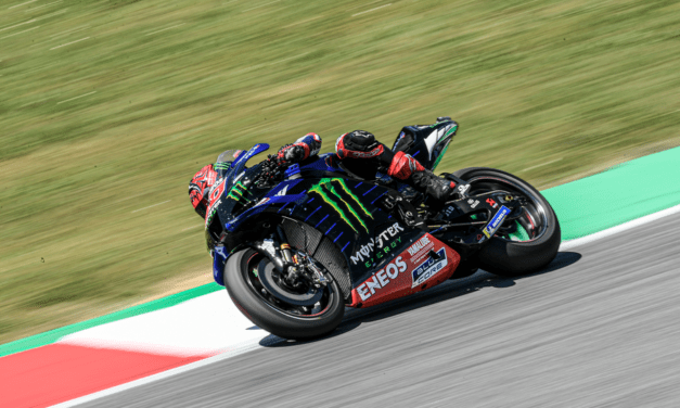 QUARTARARO GIVES MASTERCLASS IN MUGELLO