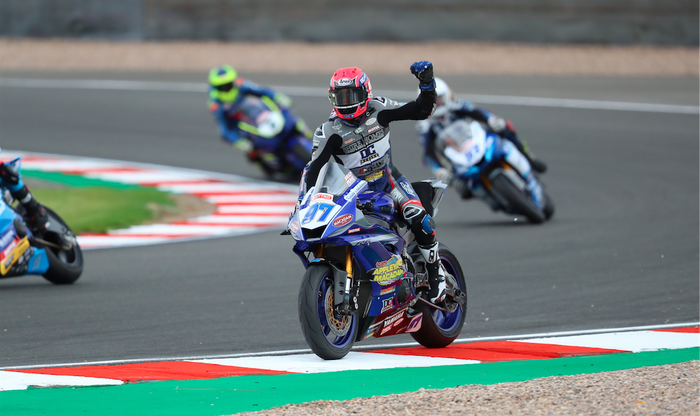 DONINGTON DRAMA AS APPLEYARD MACADAM YAMAHA RETAKE CHAMPIONSHIP LEAD