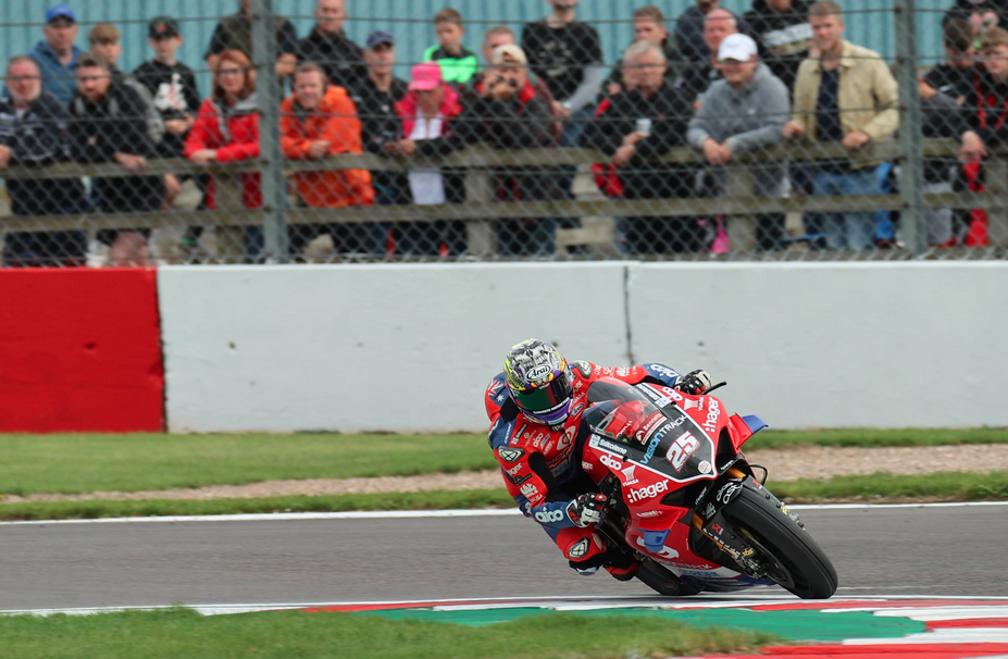 Tommy Bridewell gets his first British Superbike win