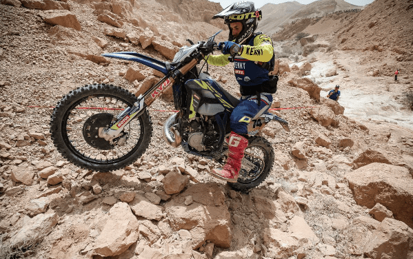 Minus 400 – The Bits You Missed!