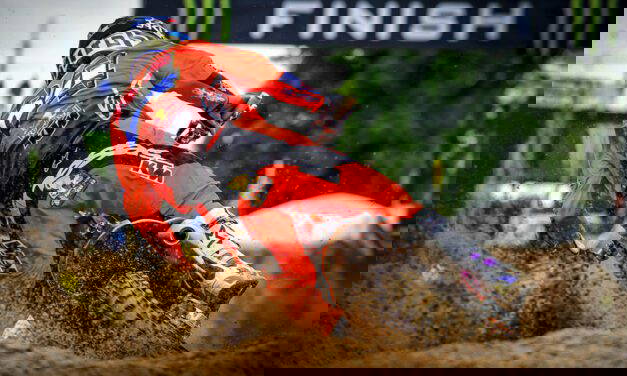 HAT-TRICK Of WINS FOR HERLINGS & DE WOLF