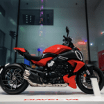 Ducati presents the Diavel V4 in China with a “Design Night”
