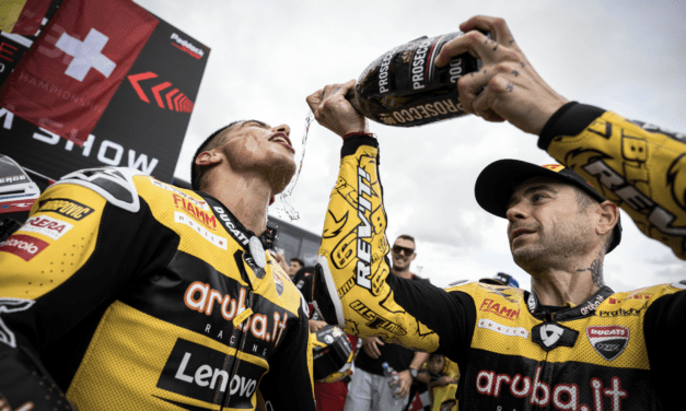 The Aruba.it Racing – Ducati Team WINS WorldSBK “Triple Crown”