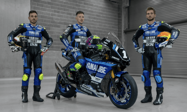 Yamalube YART Yamaha EWC Official Team Ready