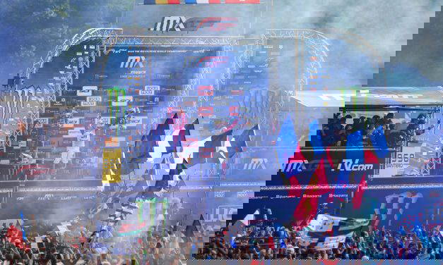 FEBVRE DELIGHTS THE HOME FANS