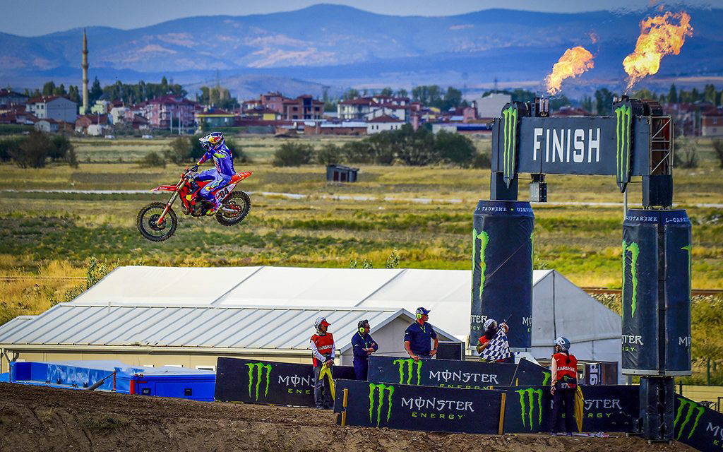 HERLINGS & LÄNGENFELDER FIGHT BACK FOR VICTORY
