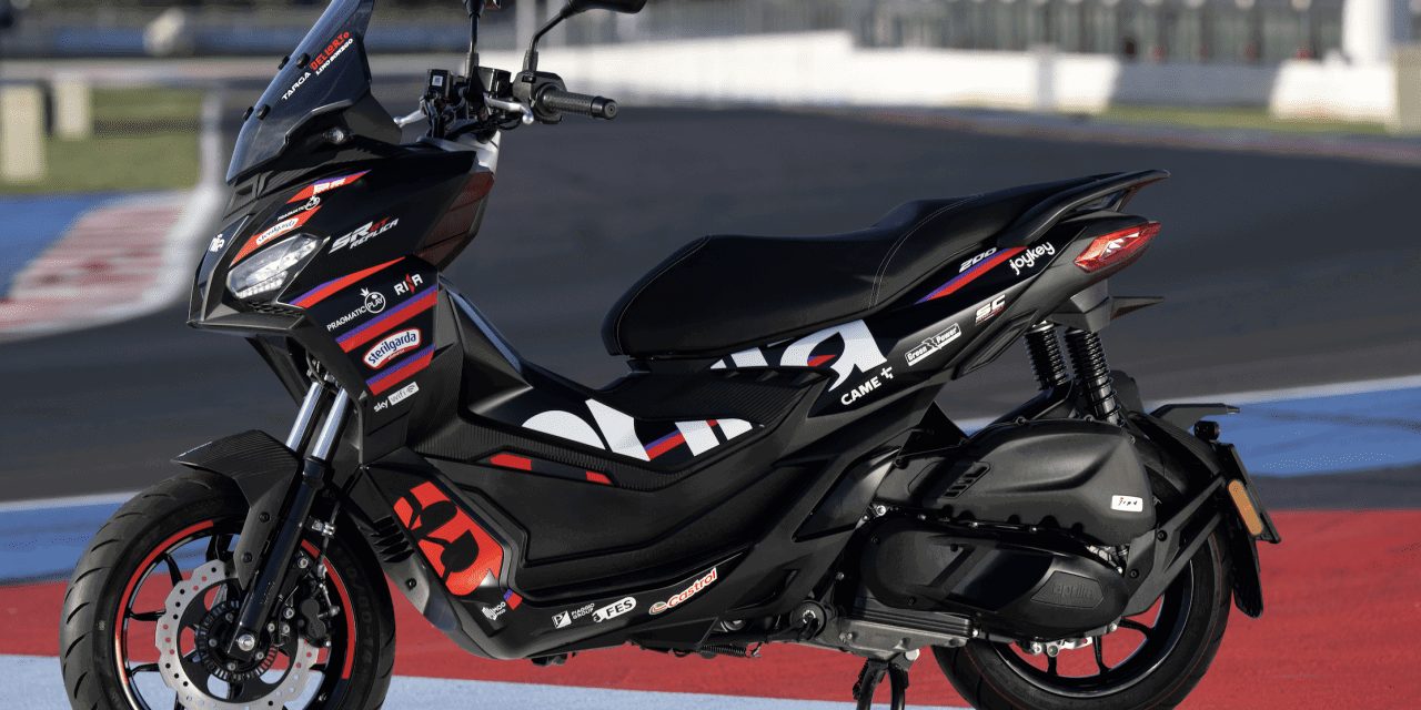 Aprilia SR GT Replica