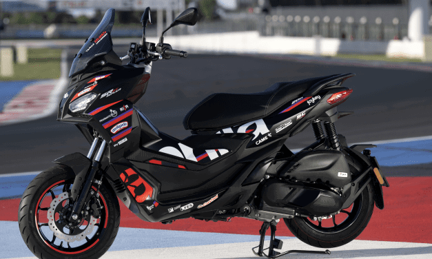 Aprilia SR GT Replica