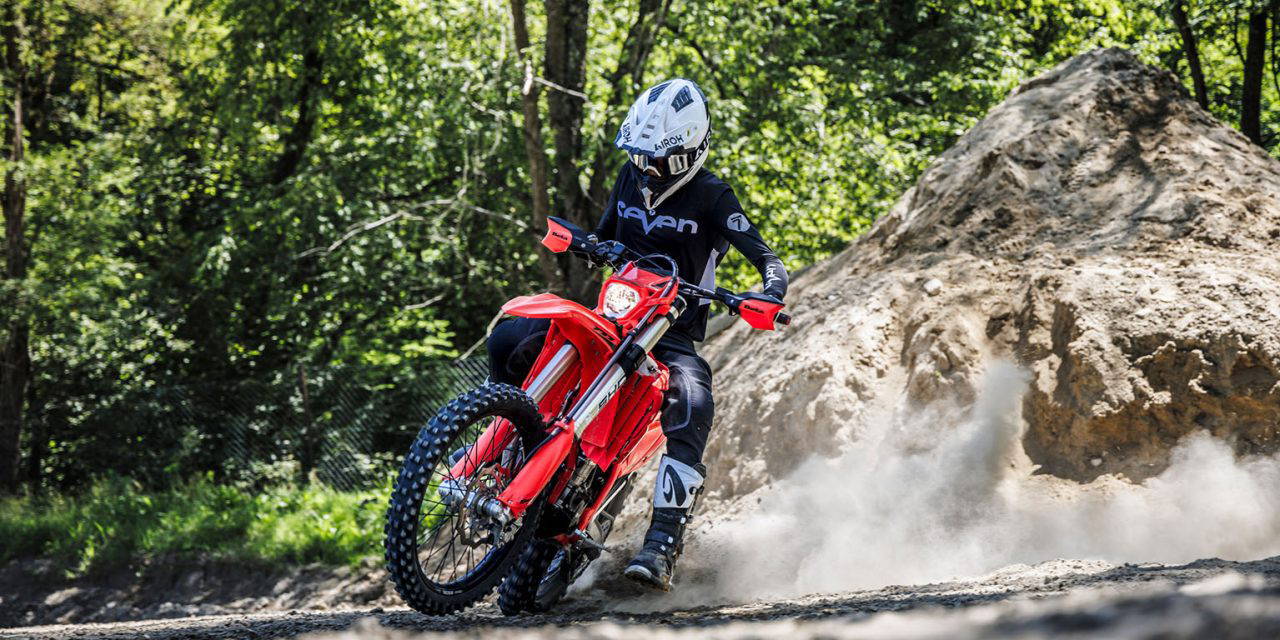 AIROH Aviator 3 EVO