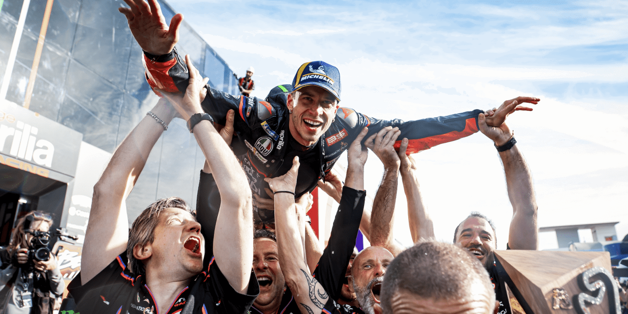 Marco Bezzecchi dominates and wins in Portimão