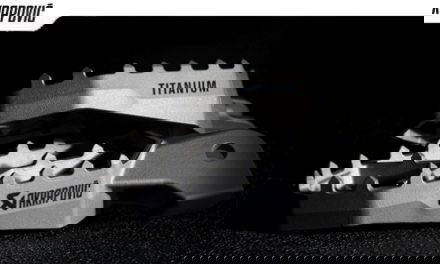 Akrapovič Launches Lightweight Titanium Footpegs