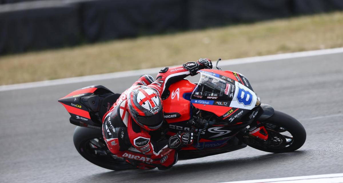 Scars Racing Ducati Extend Championship Lead