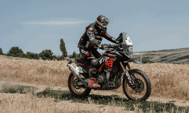 Third Consecutive Victory for Aprilia Tuareg Racing