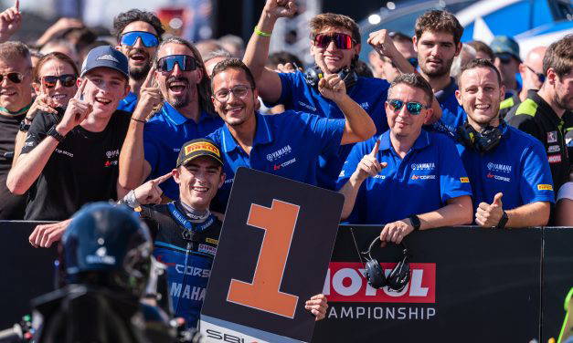 Thompson Takes 2026 R7 to Maiden Sportbike World Championship